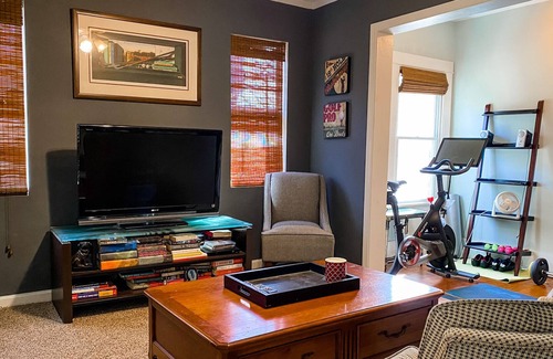 Summerville House | Charming 3BR/2BA Masters rental, 8 min drive