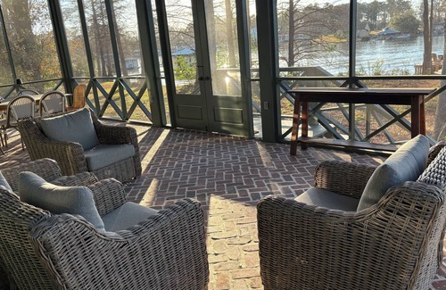 Warwick House | Charming 4 bdrm home, beautiful views on Lake Blackshear, 25 minutes from Albany