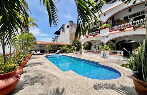 Colonia 5 de Diciembre House | Charming 4-bedroom house with fabulous views and walking distance to the Beach