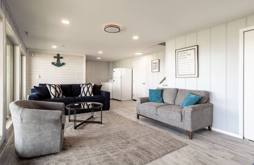 Pigeon Ski Chalet | Charming 4-bedroom beachfront chalet on Sand Point in Caseville Twp