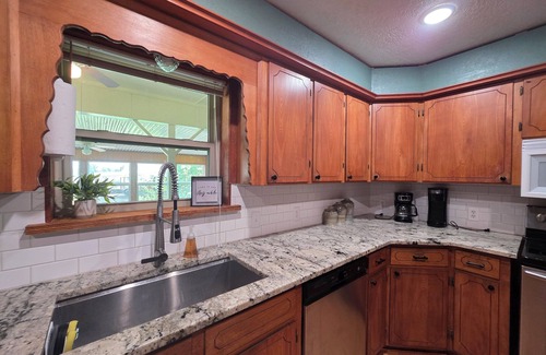 Elmo House | Charming 4-bedroom Country Home near Canton, TX