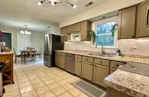 Piney Green House | Charming 4-bedroom 2200SQFT house with great backyard, and the BEST location!