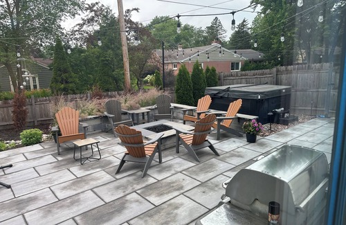 Thiensville House | Charming 4-bedroom house with hot tub and easy access to downtown Milwaukee.