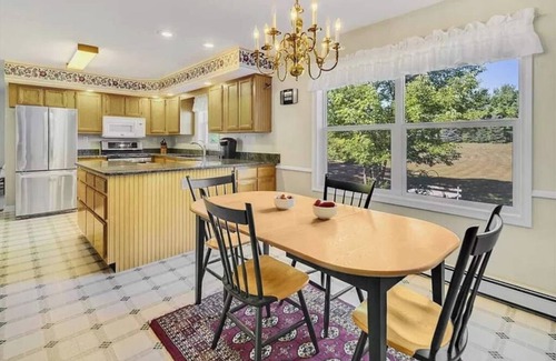 Interlaken House | Charming 4-Season Cayuga Lake House near Sheldrake Point!