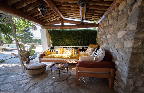 Les Mees Apartment | Charming 4-star gîte in a 1785 bastide in Haute Provence