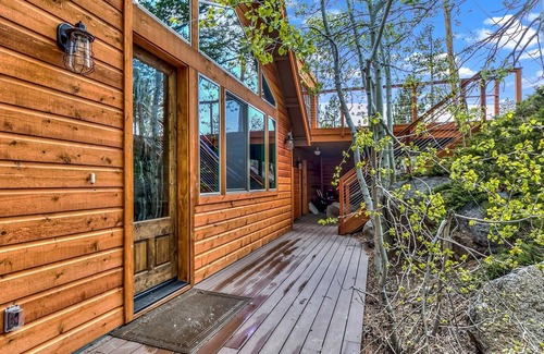 Upper Kingsbury House | Charming 5 Bedroom Luxury (SL416)