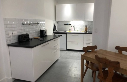 Les Cordeliers Apartment | Charming accommodation on the peninsula