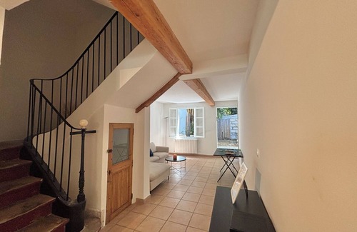 Avignon House | Charming air-conditioned house with courtyard in the center of Avignon