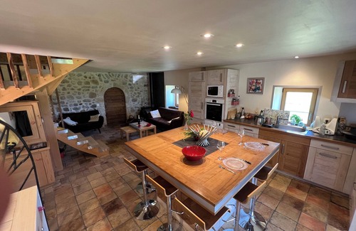 Vallon-Pont-d'Arc Other | CHARMING AIR-CONDITIONED STONE RESIDENCE WITH HEATED SWIMMING POOL