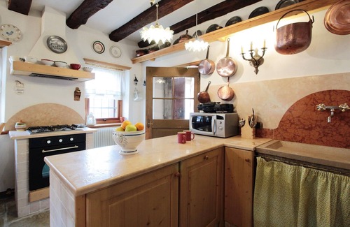 Chies House | Charming Alpine Retreat for 9