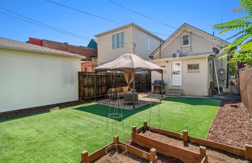 Curtis Park House | Charming and walkable downtown Denver RINO 3 bed home