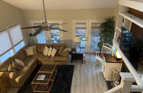 Arundel on the Bay House | Charming Annapolis Beach Cottage by the Bay with Hot Tub, Gourmet Kitchen & Pier