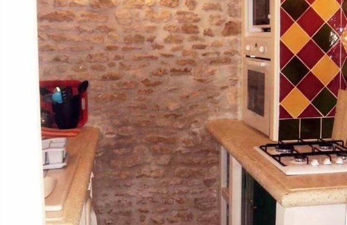 Le Chateau-d'Oleron Apartment | Charming apartment in an old farmhouse from the 17th century, 4 persons