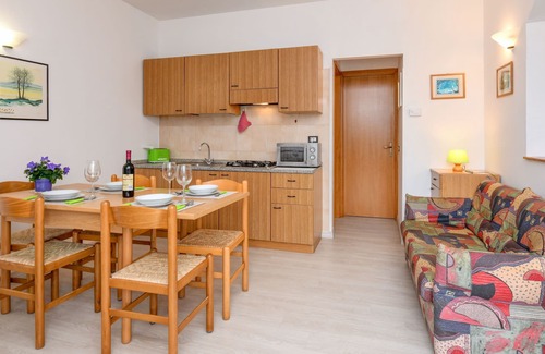 Arias Apartment | Charming Apartment 5 Close to Lake Garda with Wi-Fi, Pool & Terrace; Parking Available, Pets Allowed