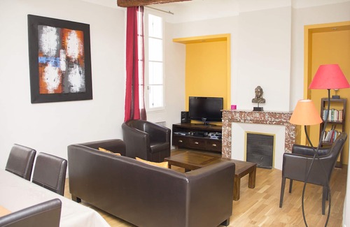 Couronne Urbaine Apartment | Charming apartment pedestrian center