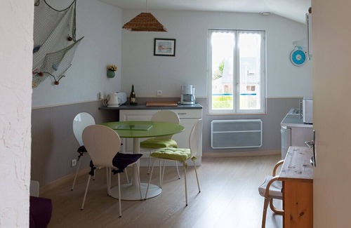 Loctudy Apartment | Charming apartment, 2 minutes from the sea. From 315€ per week