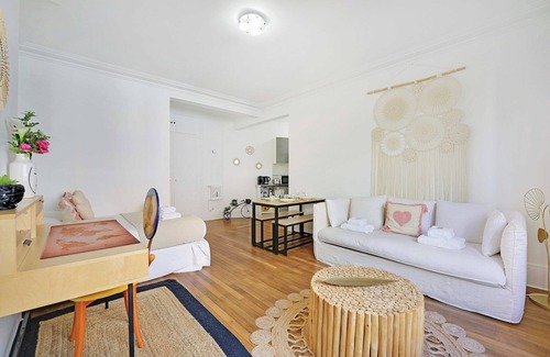 Chaillot Apartment | Charming apartment -4P- Near Arc de Triomphe