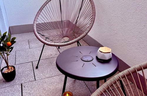 Oberhausen Apartment | Charming apartment | balcony, close to the center, self check-in