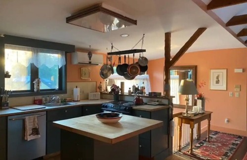 Pittsfield Apartment | Charming Apartment In Berkshire Victorian Home