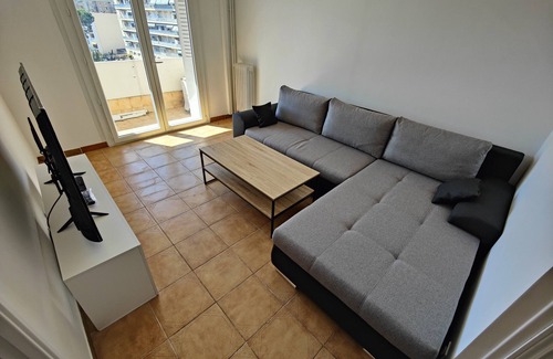 Pasteur Apartment | Charming apartment in the heart of Nice - close to everything!