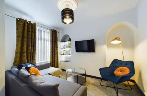 Everton Apartment | Charming Apartments - Cosy Retreat - short drive to city centre - Free parking