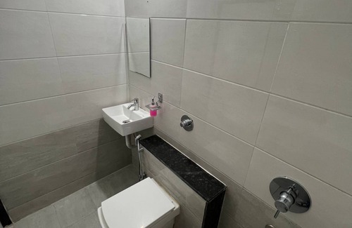 Kharadi House | Charming Appartment with 2 bedrooms and WiFi, AC in enjoyable Pune