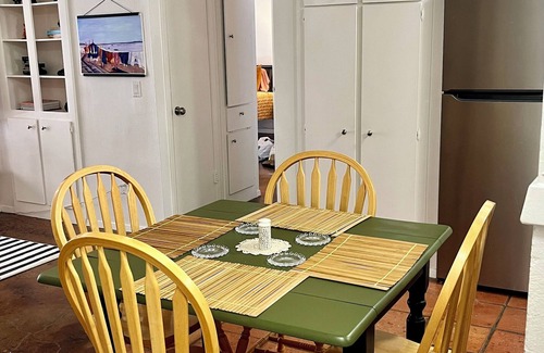 Bouldin Apartment | Charming Artist Home 2-bedroom apartment on South Congress in Central Austin