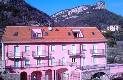 Finale Ligure Apartment | Charming attic apartment with terrace in old restored building from 1850