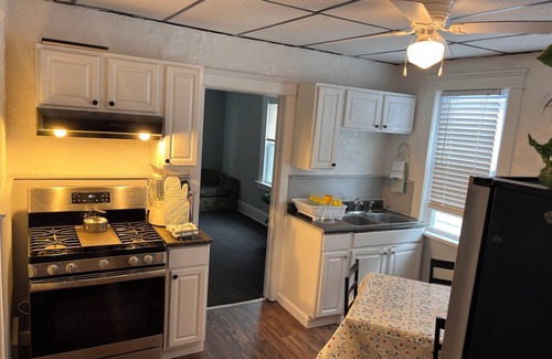 Erie Apartment | Charming Bayfront Retreat: 2-Bedroom Getaway in Erie, PA