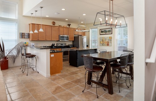 Laurel Grove House | Charming Beach Cottage with 6-Seat GOLF CART! Near Beach, Pool, Tram & Wharf.