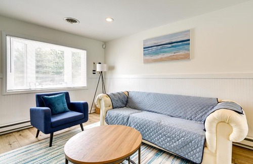 Beach Haven West House | Charming Beach Haven West Home 1 Mi to Beach!