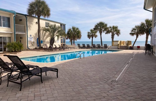 Litchfield by the Sea Apartment | Charming beach-view studio with 2 oceanfront pools & kitchenette - walk to beach