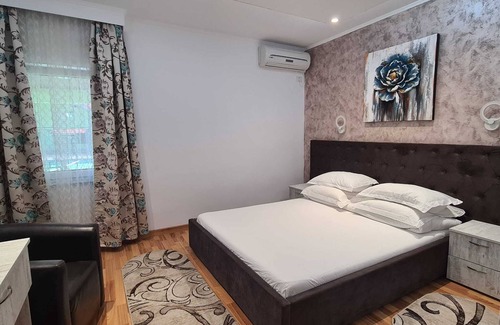 2 Mai Bed & Breakfast | Charming bed & breakfast with AC and WiFi in amazing 2 MAI