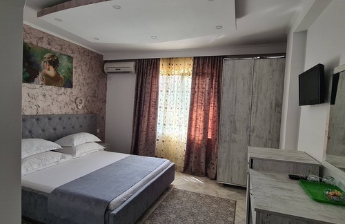 2 Mai Bed & Breakfast | Charming bed & breakfast with AC and WiFi in amazing 2 MAI