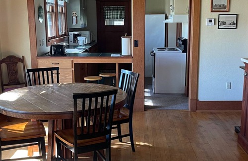 Dawson Cottage | Charming Big D Cottage, in Dawson ND