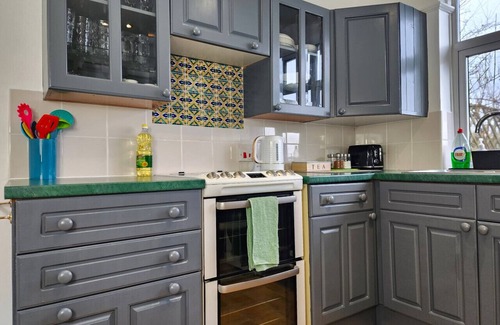 Bladon Cottage | Charming Bungalow, 3Bedroom, Blenheim Palace & Oxford