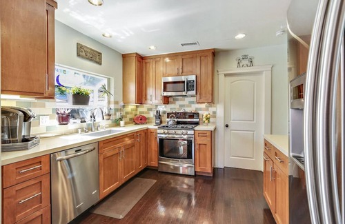 Alamitos Beach House | Charming Bungalow, A/C, HotTub, Close to Beach