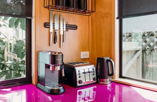 Fitzroy Villa | Charming Bungalow in Fitzroy Village