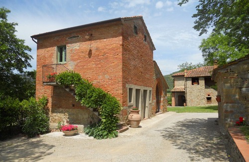 Poggiolo Cottage | Charming Cottage with Pool, Nestled in the Heart of Val Di Chiana.n