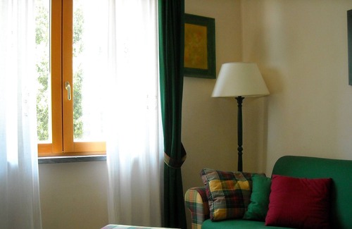 Quercianella House | Charming cottage 100mt from the sea, quiet area.