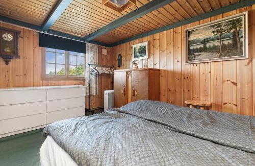 Midsund House | Charming cabin retreat by the coast in Midsund