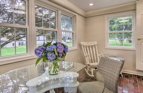 Cambridge Cottage | Charming Cambridge Cottage w/ Beach Access!