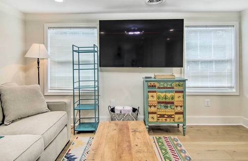 Cambridge Cottage | Charming Cambridge Cottage w/ Beach Access!