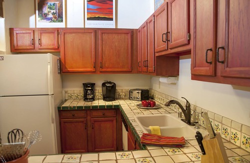 Northeast Santa Fe Condo | Charming Casita Cuatro, Walking Distance to Plaza