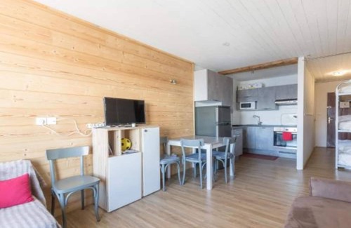 Orcieres-Merlette Apartment | Charming Chalet in Bourella