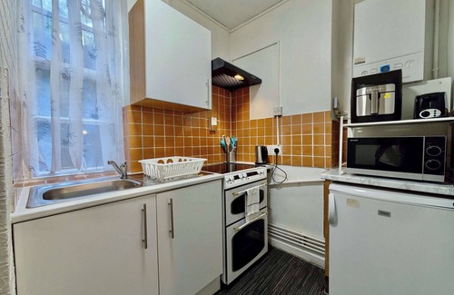 Chelsea Riverside Apartment | Charming Chelsea Studio Near Attractions