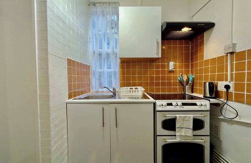 Chelsea Riverside Apartment | Charming Chelsea Studio Near Attractions