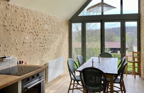 Moulicent House | Charming country house on the edge of a forest