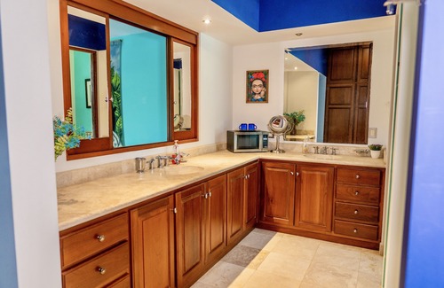 El Tezal House | Charming Colorful Beautiful Home with Private Pool close to beaches!