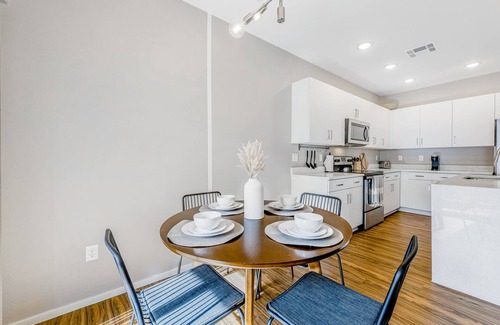 Copper Leaf Condo | Charming Condo with Central A/C & Washer/Dryer - Shared Pool & Hot Tub